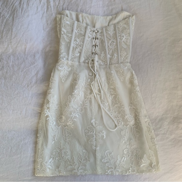 V. Chapman Nigella Lace Strapless Corset Tie Open Back Mini Dress White Bride - Picture 5 of 12